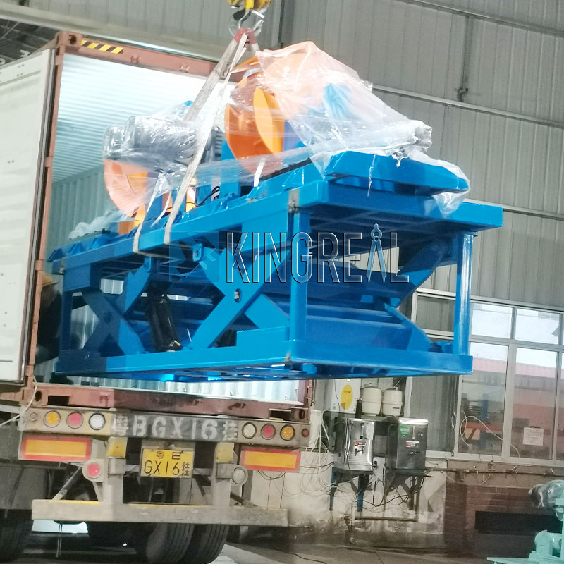 Случај: Летачки стрижење исечено до машина за должина до Катар