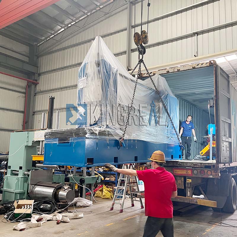 Алуминиумска машина за сечење испорачана во Русија